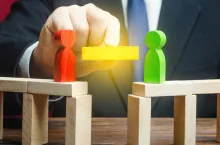 Arbitrage / Compliance